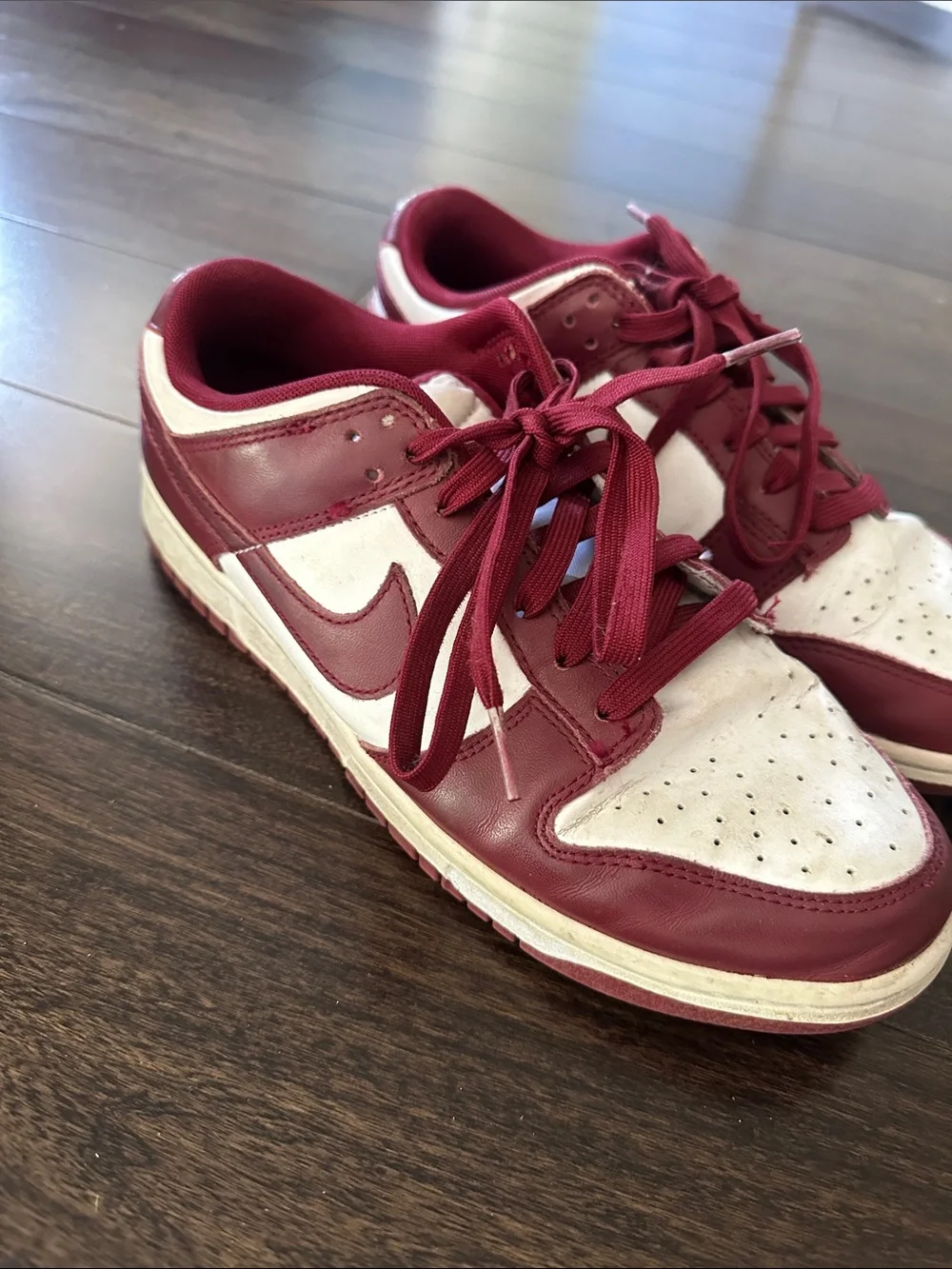 Nike Low-Top Dunks Sneakers in Burgundy and White